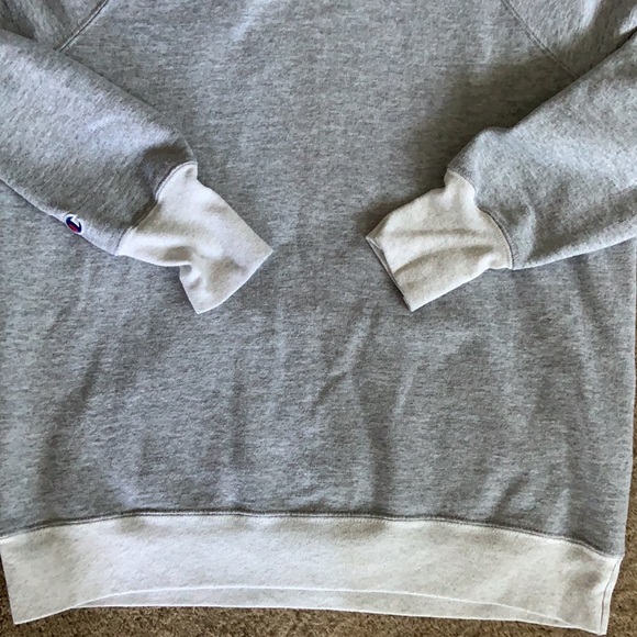 Champion ladies/girls hoodie -$17! - Picture 7 of 7
